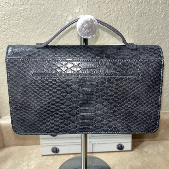 Lulu Dharma - Gray Bamboo Clutch
LULU DHARMA, NWOT - Picture 2 of 10